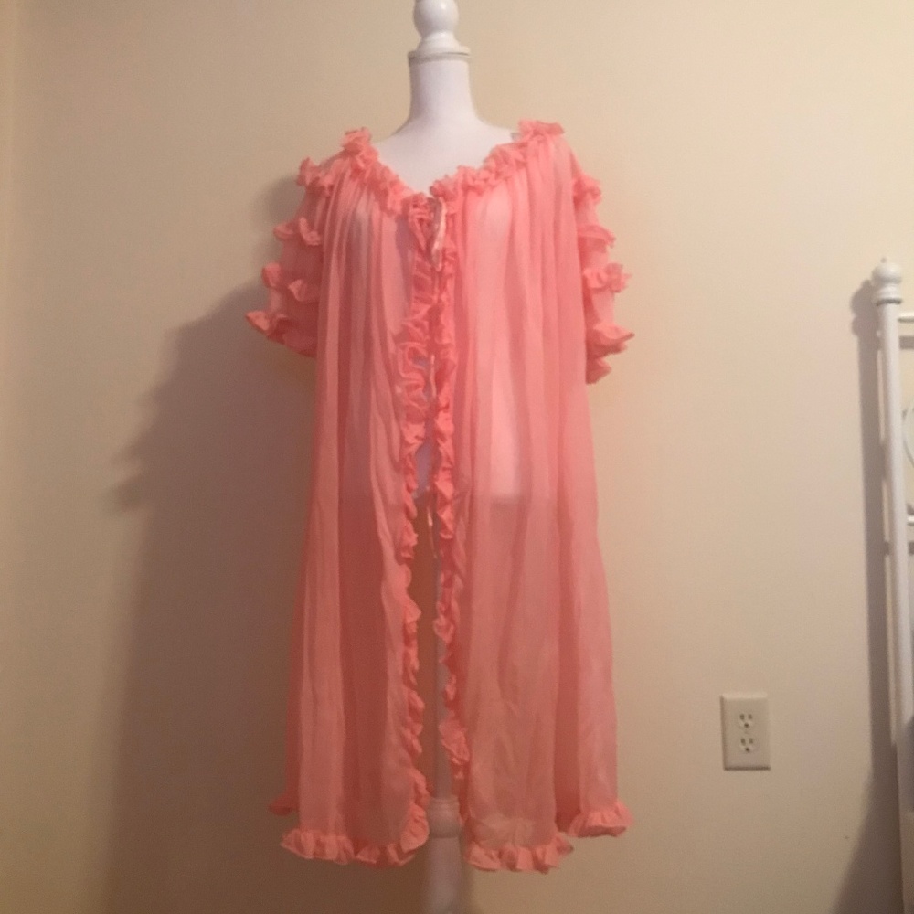 Vintage Peach Pleated Peignoir Large